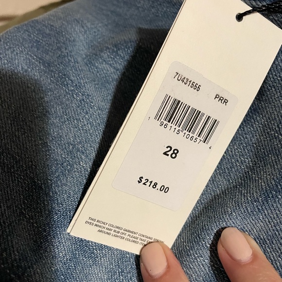 SOLD NWT 7 for all mankind Jeans - Picture 6 of 7